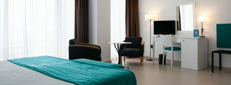 Hotel Costa Conil By Fuerte Group Conil De La Frontera Extérieur photo