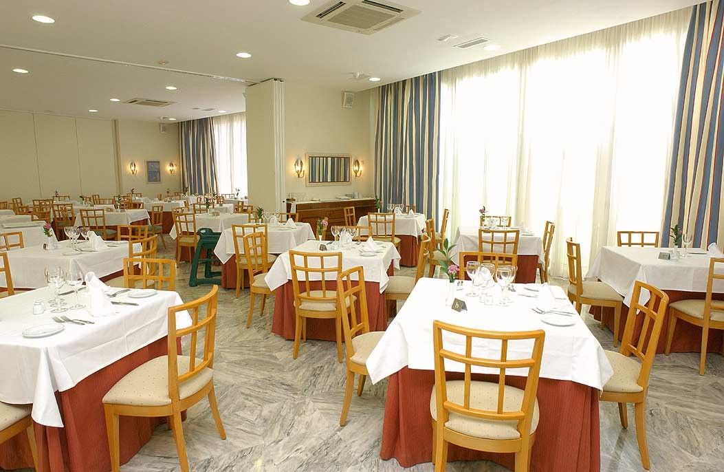 Hotel Costa Conil By Fuerte Group Conil De La Frontera Extérieur photo